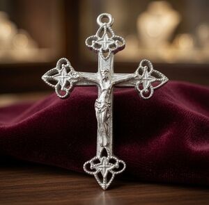 Vatican Library Collection Silver Tone Filigree Crucifix Pendant Gothic 1.75"